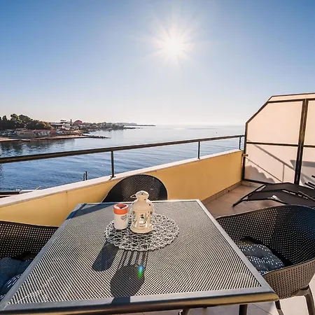 Sleek And Stylish With Sea View - Two Bedroom With Terrace *