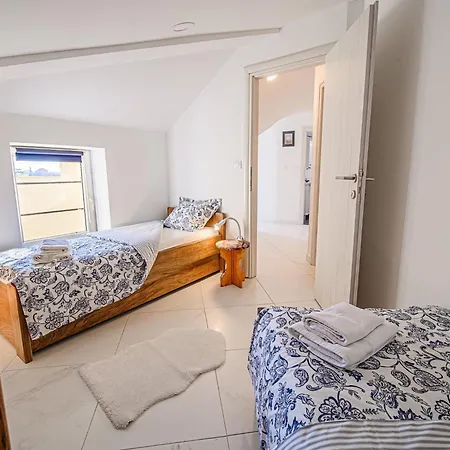 Appartamento Sleek And Stylish With Sea View - Two Bedroom With Terrace
