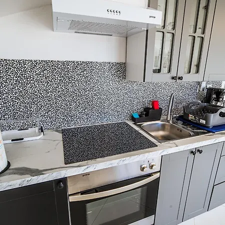 Sleek And Stylish With Sea View - Two Bedroom With Terrace * Umago